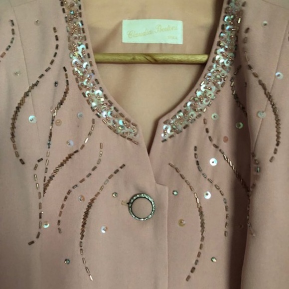 Claudia Betini Dressy outfit - Picture 3 of 6